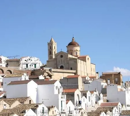 Lucania Mia شقة